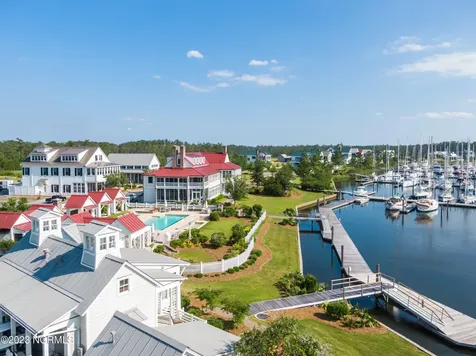 470 Ballast Point Oriental NC 28571