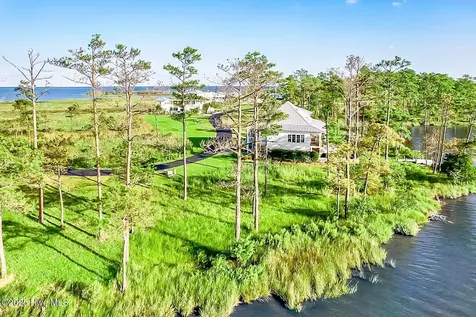 470 Ballast Point Oriental NC 28571