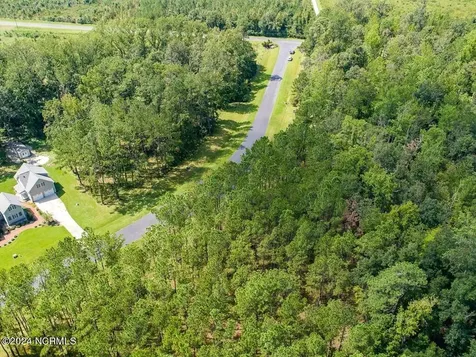 67 Highland Avenue Grantsboro NC 28529