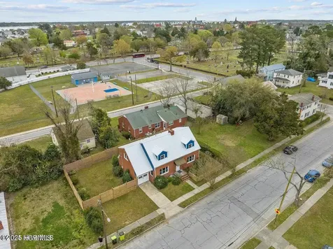 916 Bern Street New Bern NC 28560