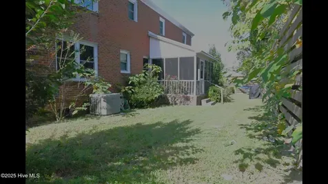 916 Bern Street New Bern NC 28560