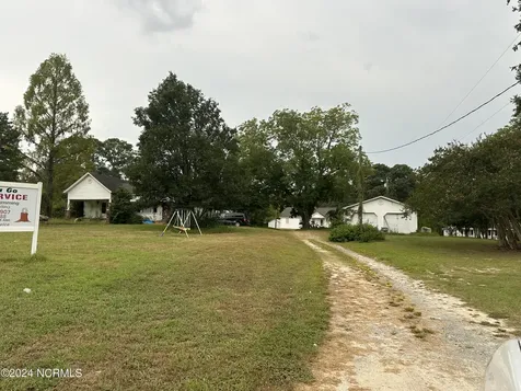 4516 Us-301 Four Oaks NC 27524
