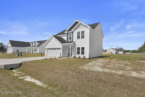 102 Coastal Meadows Drive Stella NC 28582