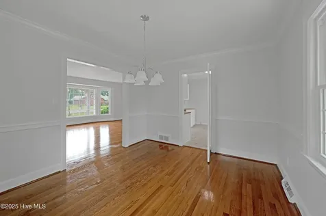 306 Granville Drive Greenville NC 27858