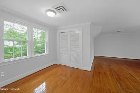 306 Granville Drive Greenville NC 27858