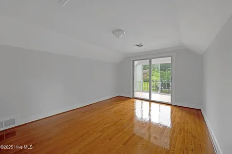 306 Granville Drive Greenville NC 27858