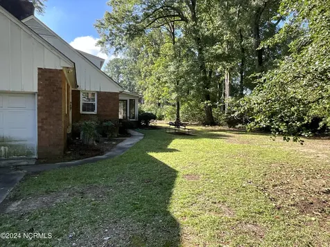 306 Granville Drive Greenville NC 27858