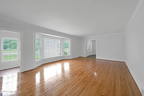 306 Granville Drive Greenville NC 27858