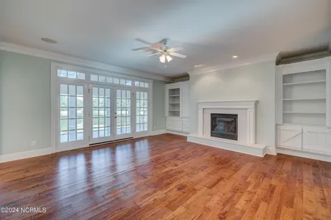 140 River Woods Drive Wallace NC 28466
