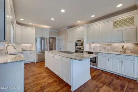 140 River Woods Drive Wallace NC 28466