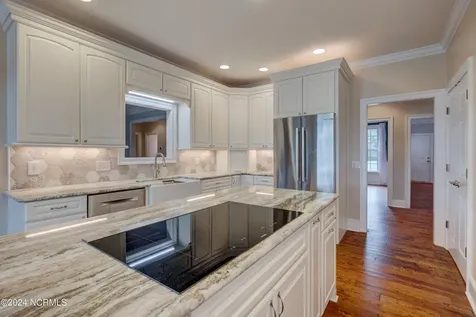 140 River Woods Drive Wallace NC 28466