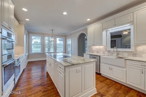140 River Woods Drive Wallace NC 28466