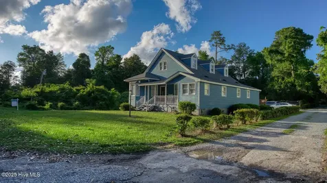 521 Airlie Road Wilmington NC 28403