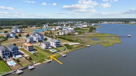 123 Hollings Court Newport NC 28570