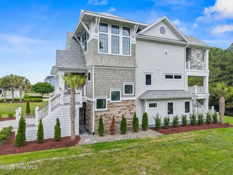 2836 Harborside Way Southport NC 28461