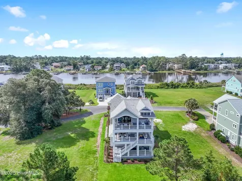 2836 Harborside Way Southport NC 28461