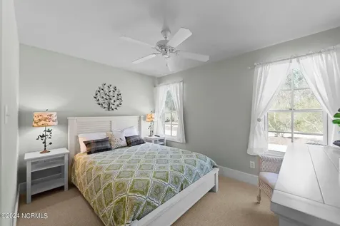 511 Neuse Village Road Arapahoe NC 28510