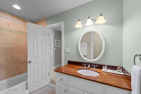 511 Neuse Village Road Arapahoe NC 28510