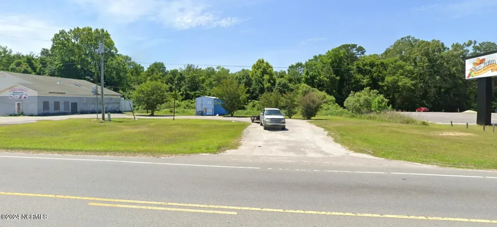 1228 S Jk Powell Boulevard Whiteville NC 28472