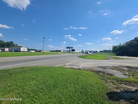 1228 S Jk Powell Boulevard Whiteville NC 28472