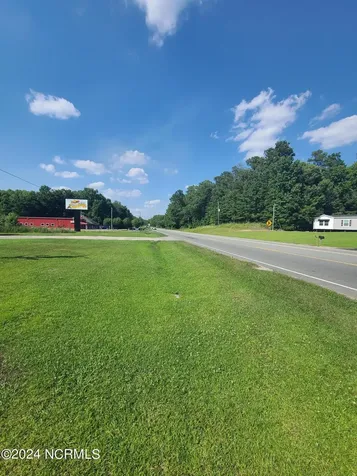 1228 S Jk Powell Boulevard Whiteville NC 28472