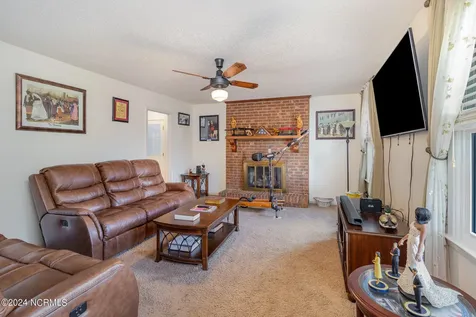 75 Lisbon Bridge Road Garland NC 28441
