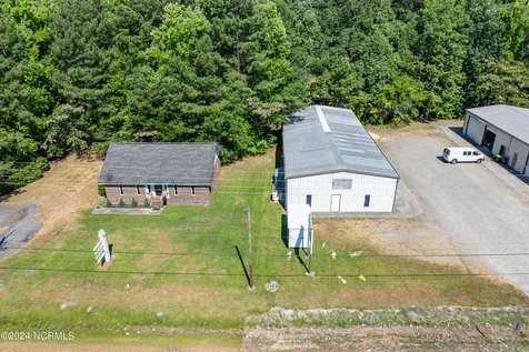 4334 S Hathaway Boulevard Rocky Mount NC 27803