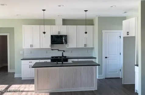 898 Winfield Lane Pinetown NC 27865
