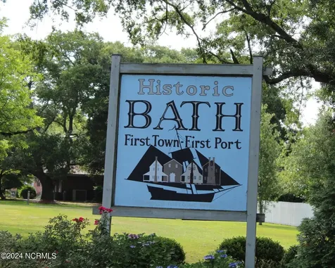 494 Winfield Lane Pinetown NC 27865