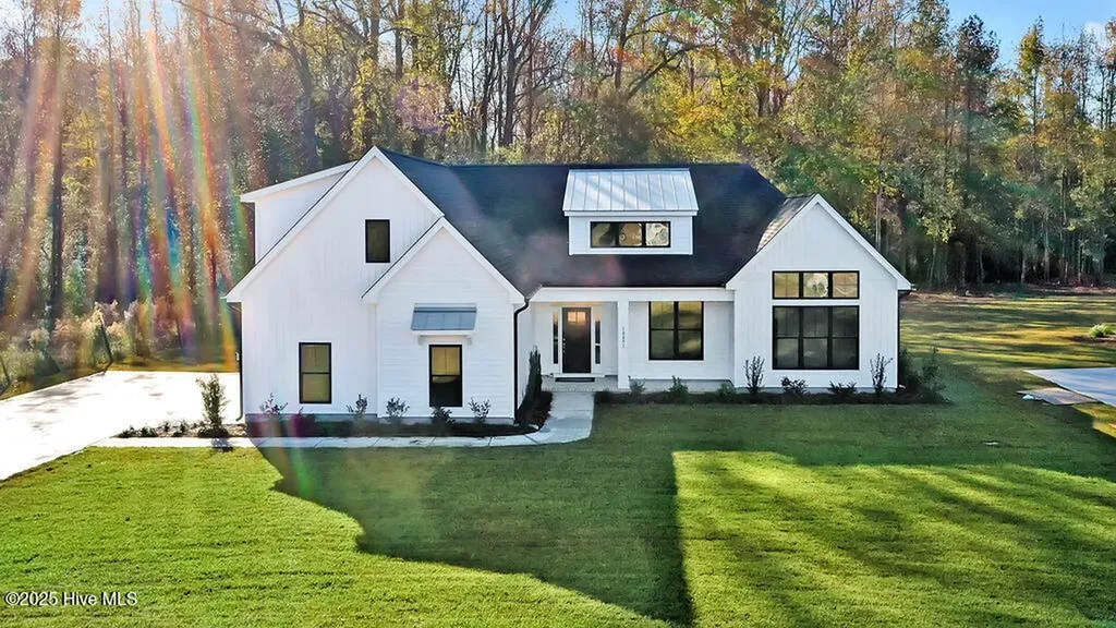 10891 Ashton Road Burgaw NC 28425