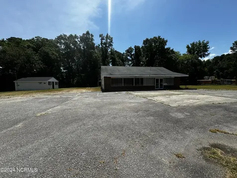 605 S Main Street Winton NC 27986