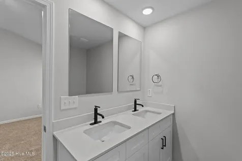 1000 Tawney Trace New Bern NC 28562