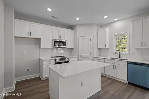 1004 Tawney Trace New Bern NC 28562