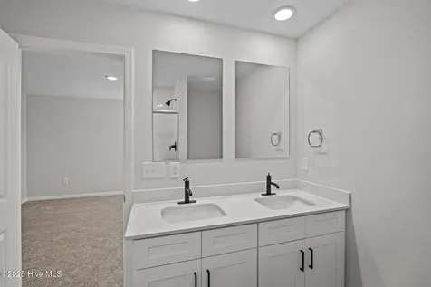 1004 Tawney Trace New Bern NC 28562