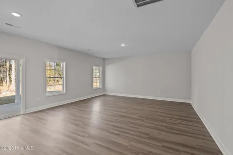 1004 Tawney Trace New Bern NC 28562