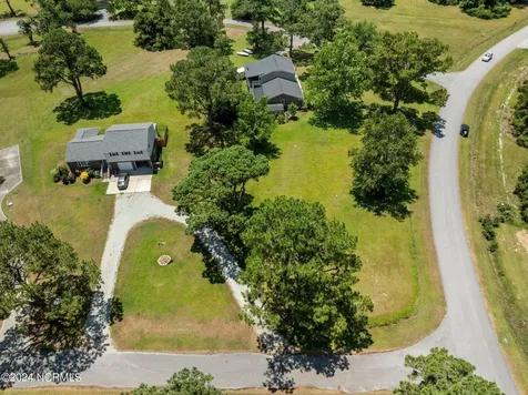 5300 Bogue Drive Oriental NC 28571