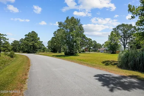 5300 Bogue Drive Oriental NC 28571