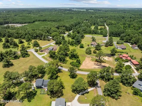 5300 Bogue Drive Oriental NC 28571