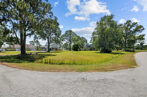 5300 Bogue Drive Oriental NC 28571