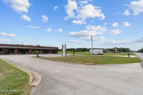 4784 E Us 70 Highway Goldsboro NC 27534