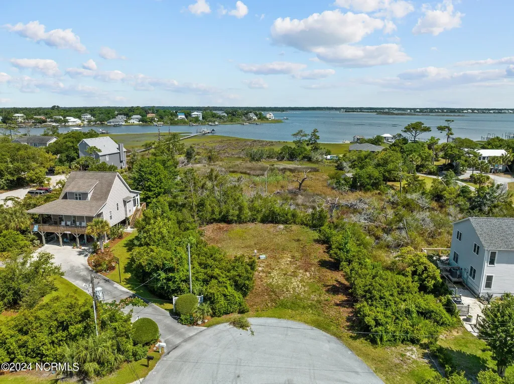 6912 Canal Drive Emerald Isle NC 28594