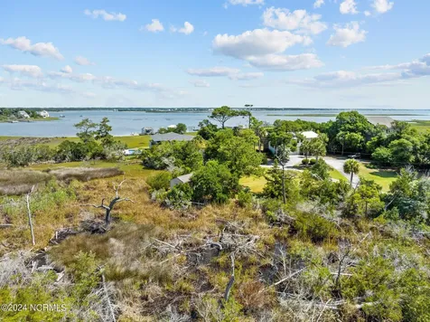 6912 Canal Drive Emerald Isle NC 28594
