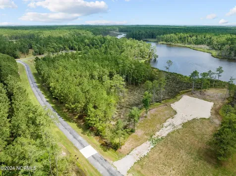 Lot 19 Bailey Pointe Drive Belhaven NC 27810