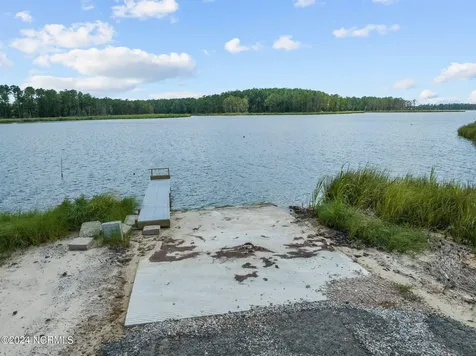 Lot 19 Bailey Pointe Drive Belhaven NC 27810