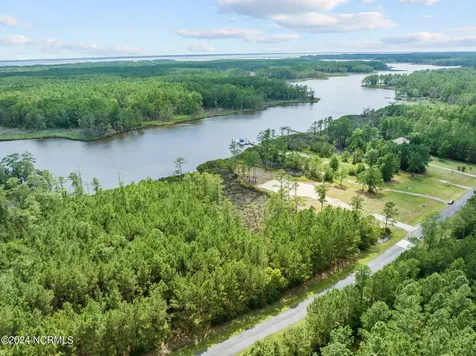 Lot 19 Bailey Pointe Drive Belhaven NC 27810