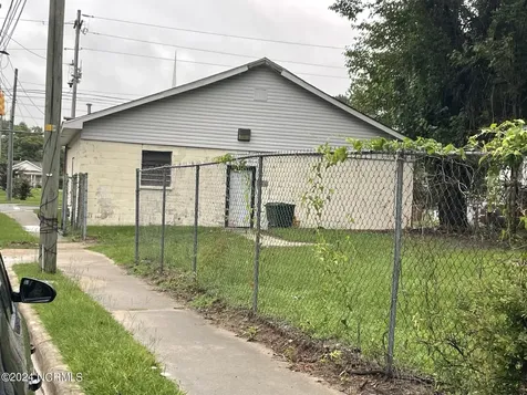 1117 W 3rd Street Greenville NC 27834