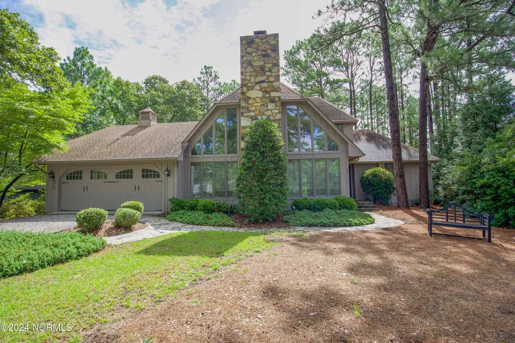 620 Diamondhead Drive S Pinehurst NC 28374