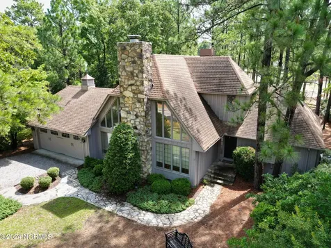 620 Diamondhead Drive S Pinehurst NC 28374