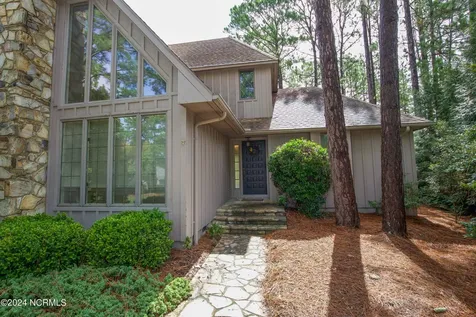620 Diamondhead Drive S Pinehurst NC 28374