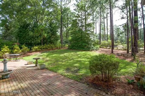 620 Diamondhead Drive S Pinehurst NC 28374